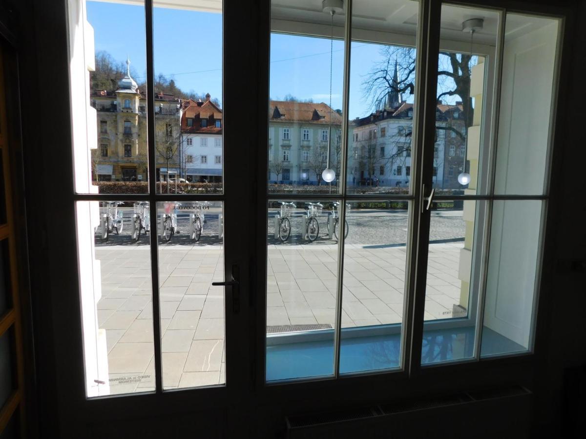 Hostel Hospitality House - H H H Ljubljana Bagian luar foto
