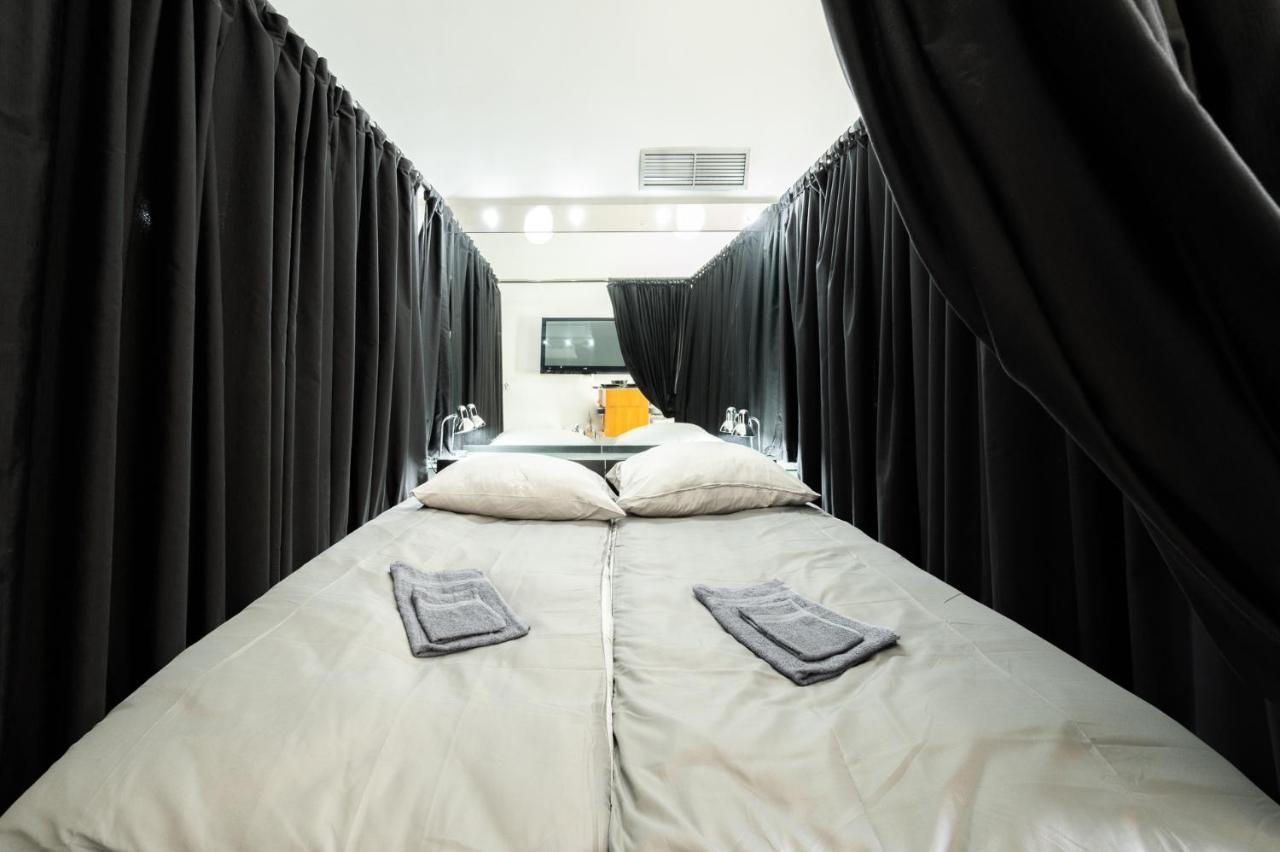 Hostel Hospitality House - H H H Ljubljana Bagian luar foto